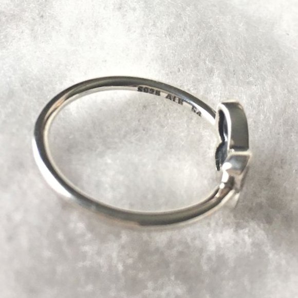 Pandora Sparkling Butterfly Ring Sizes - Picture 2 of 3